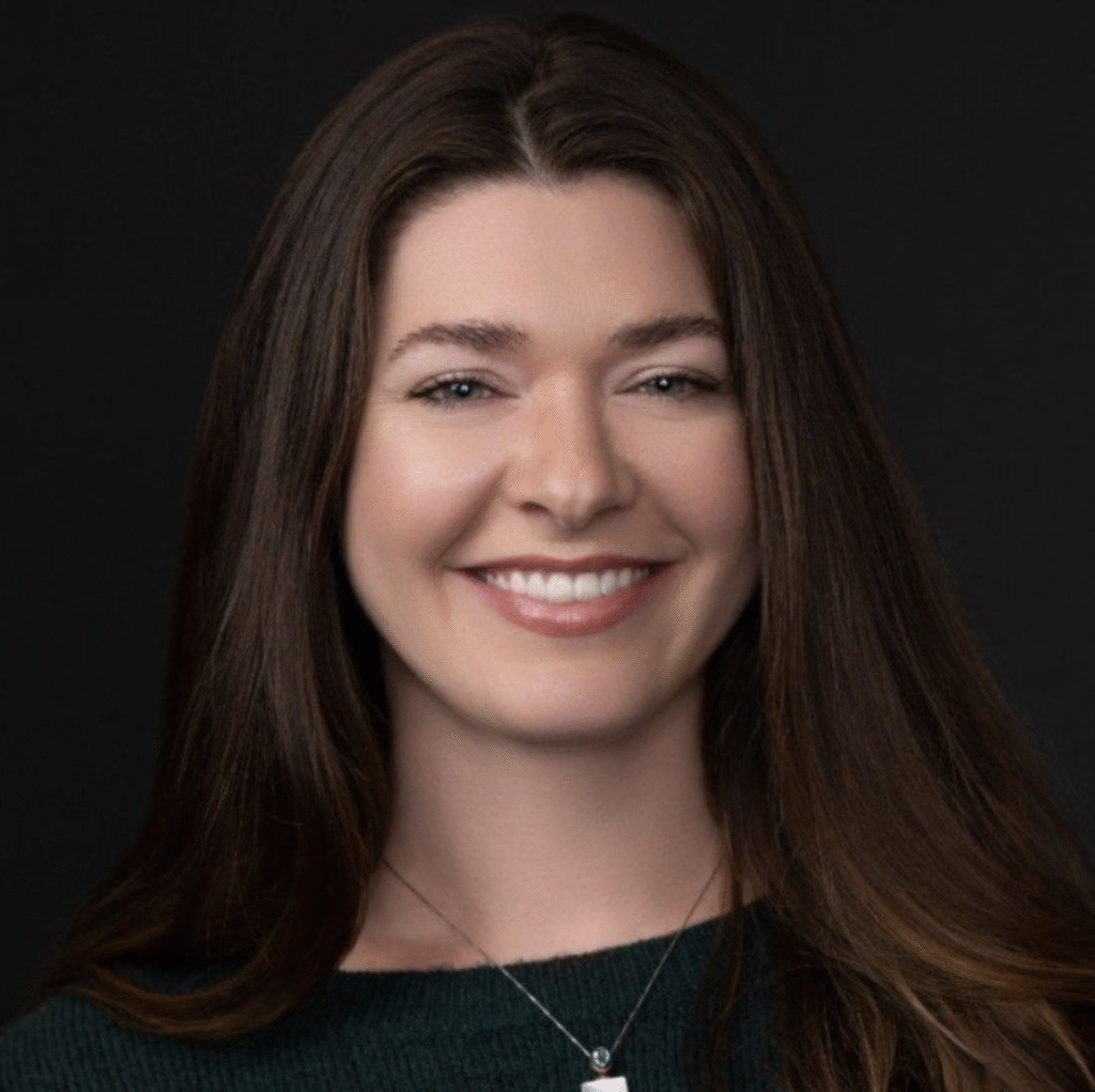 Lauren Creedon Headshot