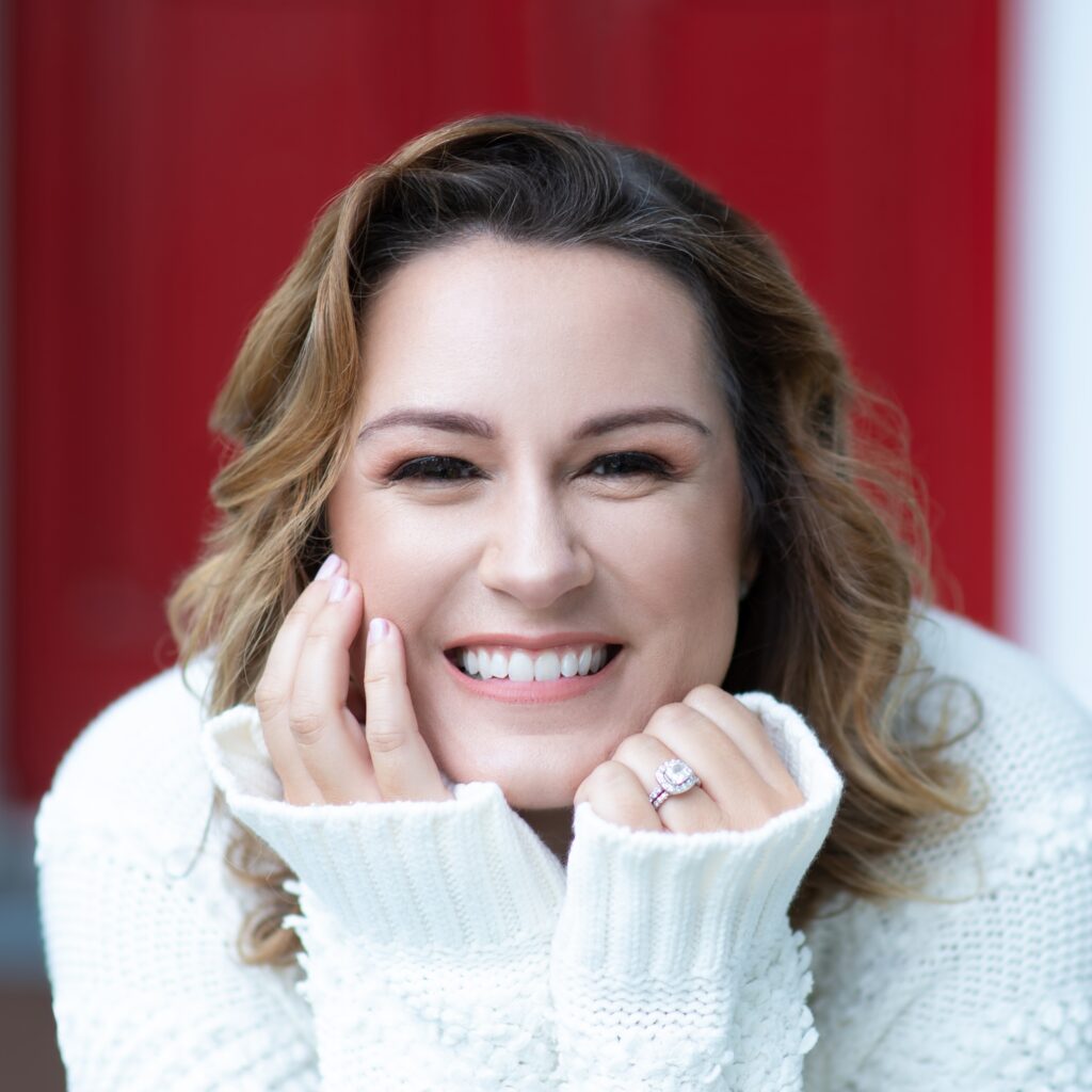 Brooke Sellas headshot