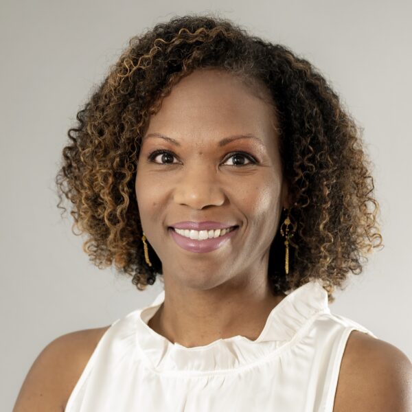 Erin Walker headshot