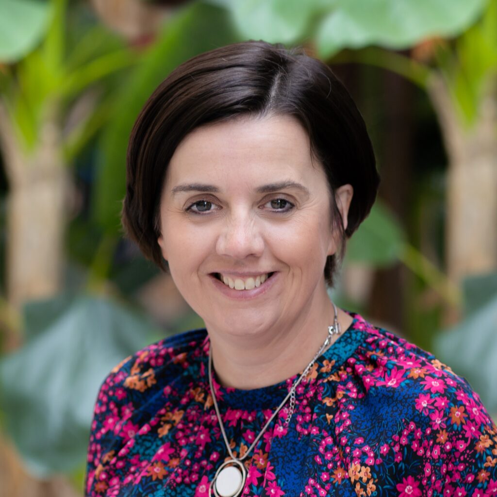 Louise Brogan headshot