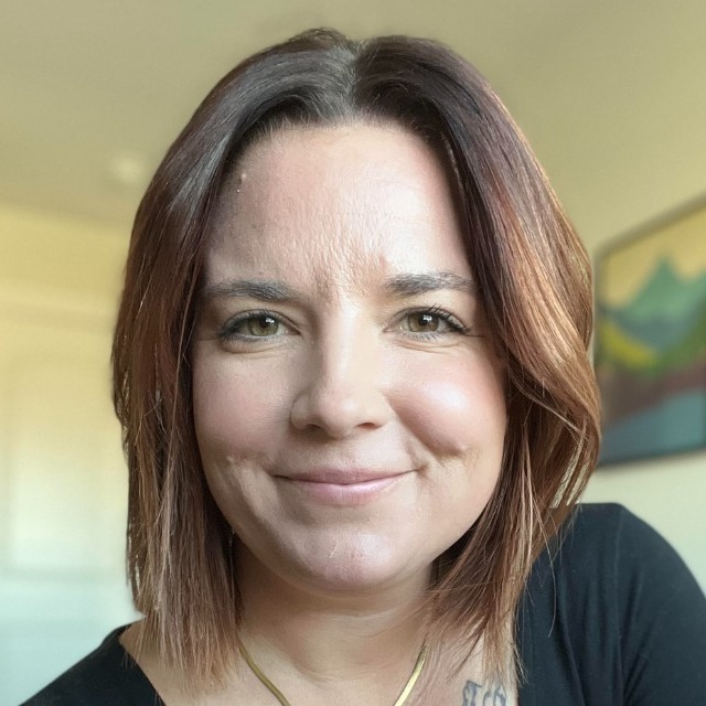 Megan Pratt headshot