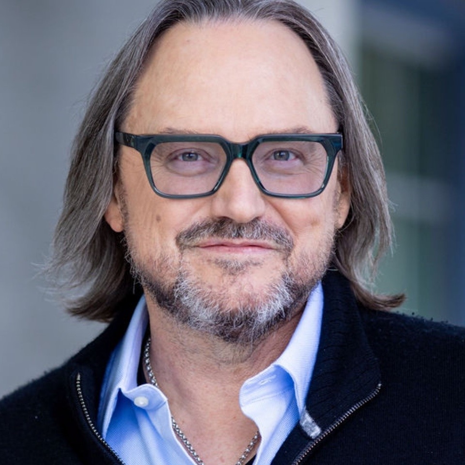 Robert Rose headshot