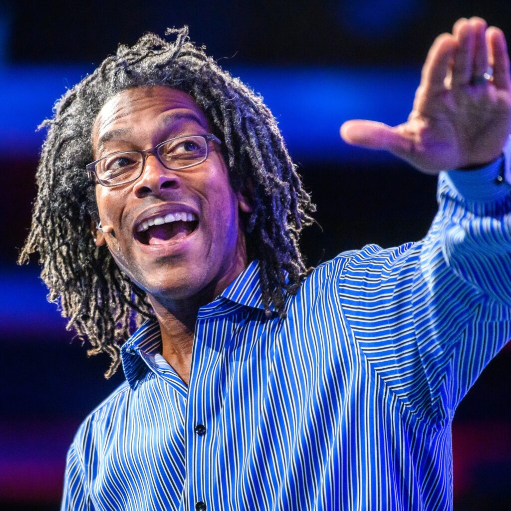 Wil Reynolds headshot